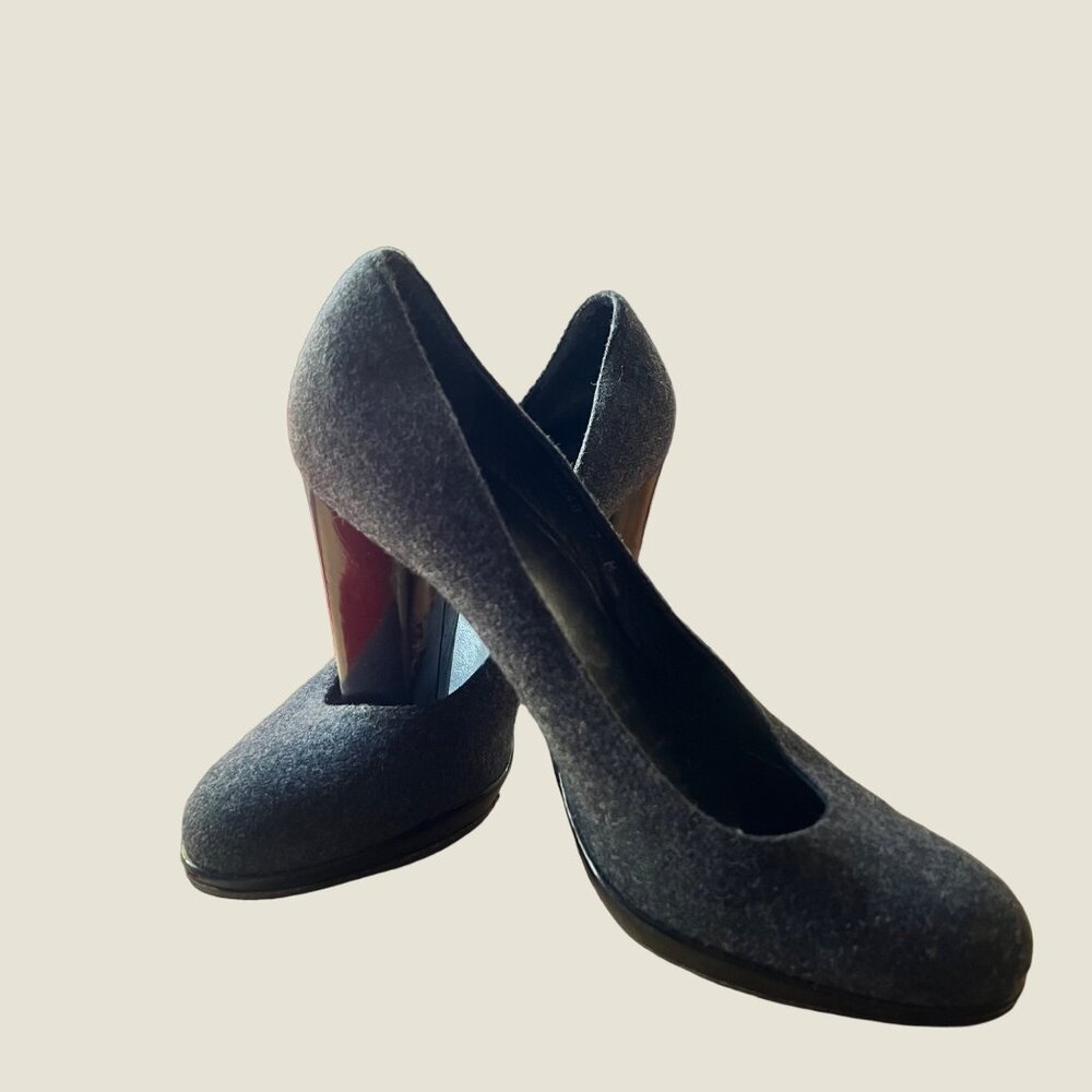 Stuart Weitzman Size 7m Gray Wool Platform Block … - image 1